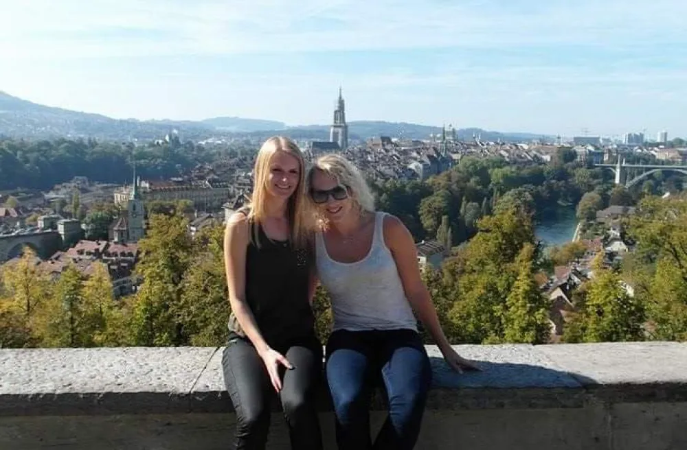Ella mit Mutter Portrait in der Schweiz
