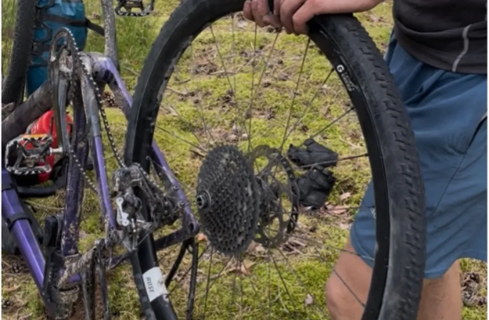 Brock beschwört seinen inneren Fahrradmechaniker